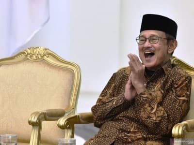 Habibie Wafat, Gubernur Ajak Muslim Jatim Gelar Shalat Ghaib