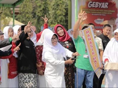 Bupati Tegal Sebut Keluarga Pesantren Utama Bagi Anak