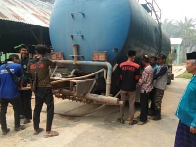 Kekeringan di Pesantren Siak, LAZISNU Bantu Air Bersih