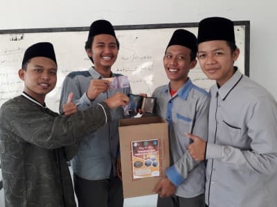 Santri Tebuireng Galang Dana Sosial untuk Korban Kebakaran di Sumatera