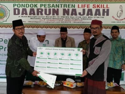 Pentingnya Belajar Ilmu Falak di Tengah Maraknya Aplikasi Digital