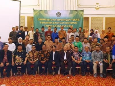 Seribu Mahasiswa Kampus Islam Swasta Terima Beasiswa Bidikmisi 