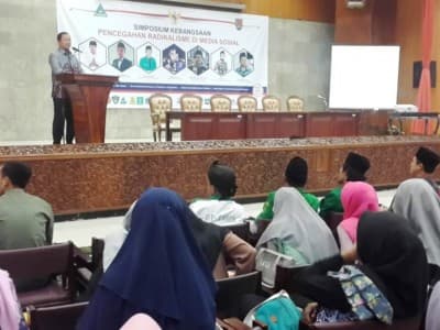 Saatnya Diskusi Kemajuan Bangsa, Bukan Bentuk Negara