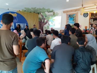 Diskusi 'Memeluk Erat Papua' PMII UNJ Kuatkan Kebersamaan dengan Warga Papua