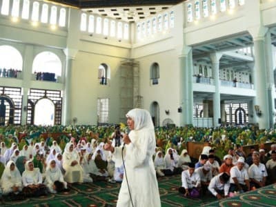 Ketua Umum Muslimat NU Ajak Jadikan Gawai sebagai Media Dakwah
