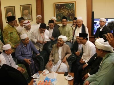 Habib Umar bin Hafidz: Saya Bahagia Mengunjungi Kantor PBNU