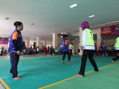 Fatayat NU dan Wanita Budha di Pertandingan Gobaksodor