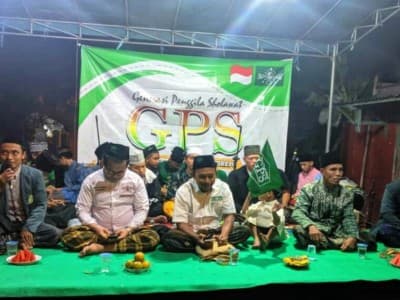 Kenalkan Agama dan NU Lewat ‘Gerakan Penggila Shalawat’