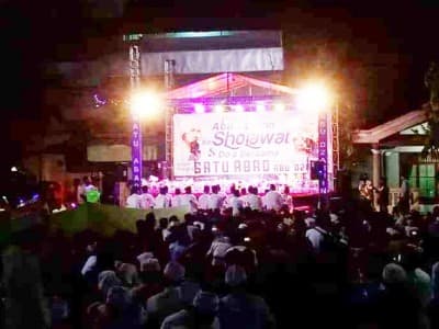 Shalawatan Semarakkan 1 Abad Pesantren Abu Dzarrin Bojonegoro