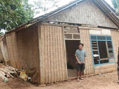 Lesbumi NU Pekalongan Galakkan Bedah Rumah Warga