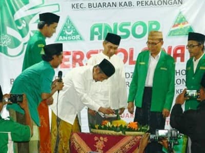 Ketua NU Kabupaten Pekalongan Sebut Pungut Sampah Gerakan Mulia