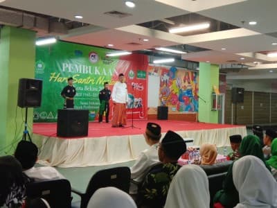 Kita Harus Bangga Jadi Santri