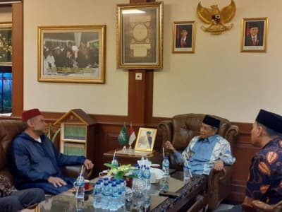Kepada Syekh Najeem, Ketum PBNU Paparkan Hubungan Indonesia dan Maroko 