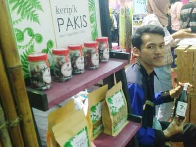 Keripik, Sirup, dan Kopi Santri Kudus Menjelajah Negeri