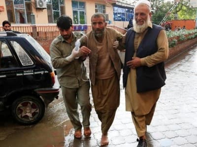 Ledakan Masjid di Afghanistan Bunuh 63 Orang, Lukai Ratusan Lainnya