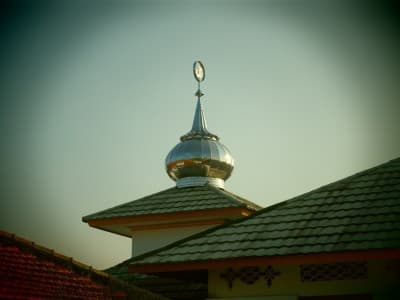 Keutamaan Membangun Masjid