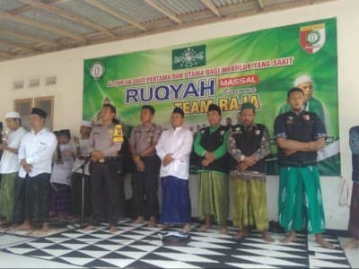 Songsong Hari Santri, PCNU Jember Gelar Ruqyah Massal