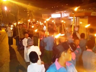 Pawai Obor Semarakkan Hari Santri di Konang, Bangkalan