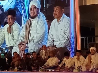 Miliki Ilmu Tinggi, Habib Jindan: Harus Berakhlak Mulia