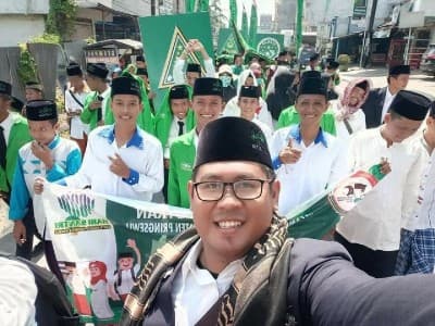 Ribuan Santri Pringsewu Gelar Kirab Poster dan Tokoh Pendiri NU