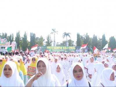 Lintas Iman Ikut Meriahkan Kirab Hari Santri di Jombang