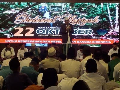 Rais Syuriyah Kiai Subhan Makmun Tegaskan Santri Harus Ciptakan Kedamaian