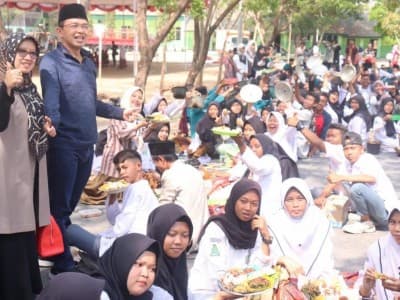 Ngaliwet 1000 Kastrol di Al-Mizan Majalengka