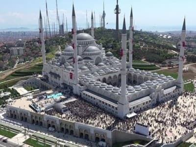 2 Arsitek Perempuan Ini Rancang Masjid Terbesar di Turki