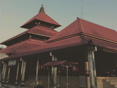 Masjid Tua di Jawa dan Makna Peziarahan