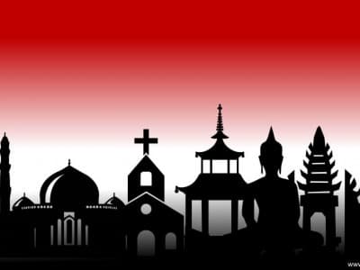 Menyikapi Pluralitas Umat Beragama