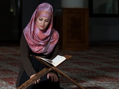 Pendidikan Karakter Berbasis Nilai Sufistik di MTs Al-Qodiri I dan Nuris 1 Jember