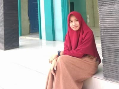 Pengalaman Nyantri Diungkapkan dengan Puisi