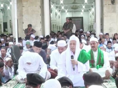 Habib Luthfi Jelaskan Makrifat di Majelis Kliwonan