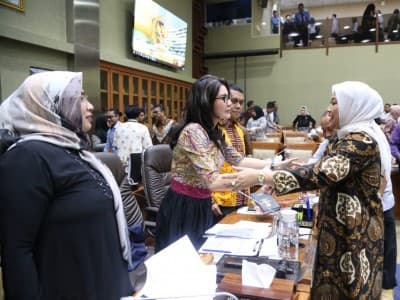 Menaker Ida Fauziyah Apresiasi Meningkatnya Anggota DPR Perempuan