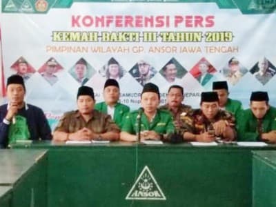 Ada Gus Baha di Kemah Bakti Ansor se-Jateng