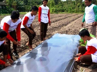 Siswa di Pesantren Sirajul Huda Lombok Tengah Dilatih Bertani