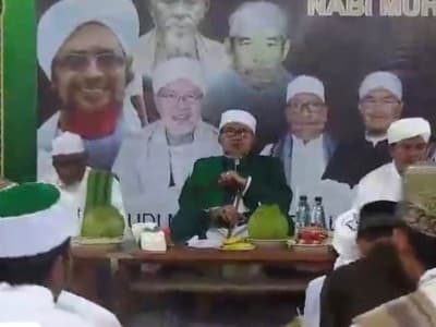 Ribuan Santri dan Dewan Guru Dayah di Aceh Meriahkan Maulid