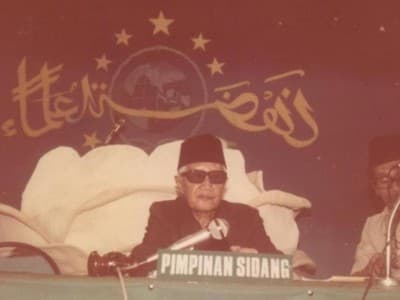 KH Masjkur Sosok yang Layak Ditiru Semua Kalangan