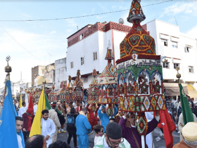 Sambut Maulid Nabi, Muslim Maroko Gelar ‘Konvoi Lilin’