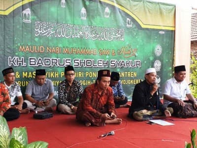 Kelebihan Kiai Melahirkan Santri dengan Banyak Profesi