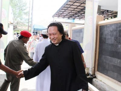 Habib Luthfi dan Kedekatannya dengan Kaum Minoritas