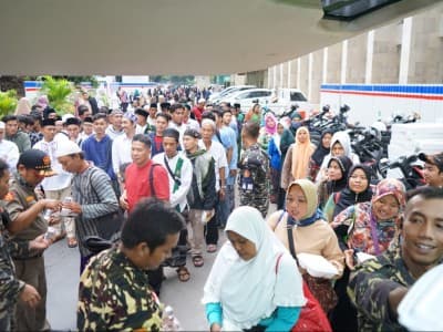 Hadiri Maulid Akbar, Ribuan Jamaah NU Mulai Padati Istiqlal Sejak Sore