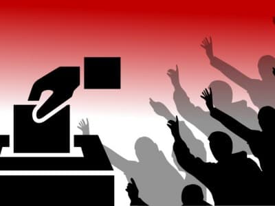 Mengevaluasi Kembali Pelaksanaan Demokrasi Kita