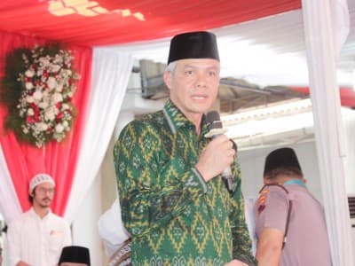 Membludak, Maulid di Kanzus Sholawat Putar Roda Ekonomi Warga Pekalongan