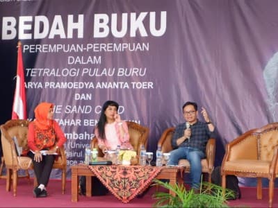 Karya Sastra Punya Misi Edukasi Sosial