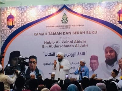 Habib Ali Al-Jufri: Peri Kemanusiaan sebelum Religiusitas