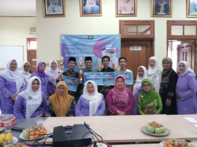 Cara Muslimat NU Dorong Dai makin Kreatif Berdakwah di Medsos