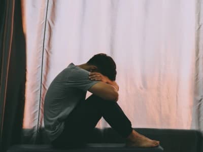 Khutbah Jumat Penghujung Tahun: Menguliti Aib Diri Sendiri