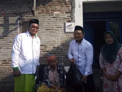 Hasil Koin NU di Kawasan Sidoarjo Santuni Janda dan Duafa