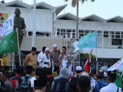 Cucu KH Ahmad Siddiq Pimpin Demo Tolak Radikalisme